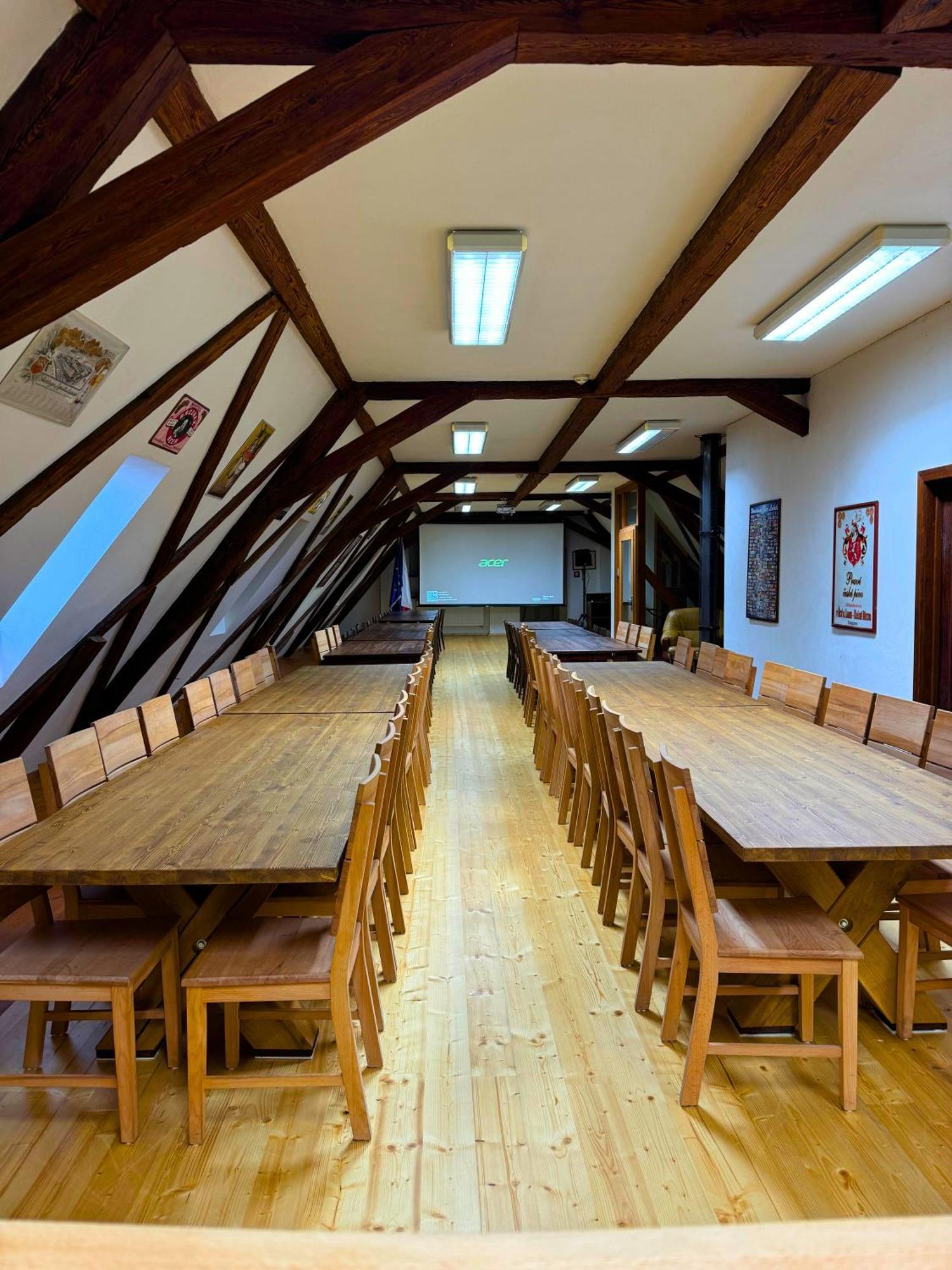 Wellness Hotel & Minipivovar Knezinek Ceske Budejovice Bagian luar foto