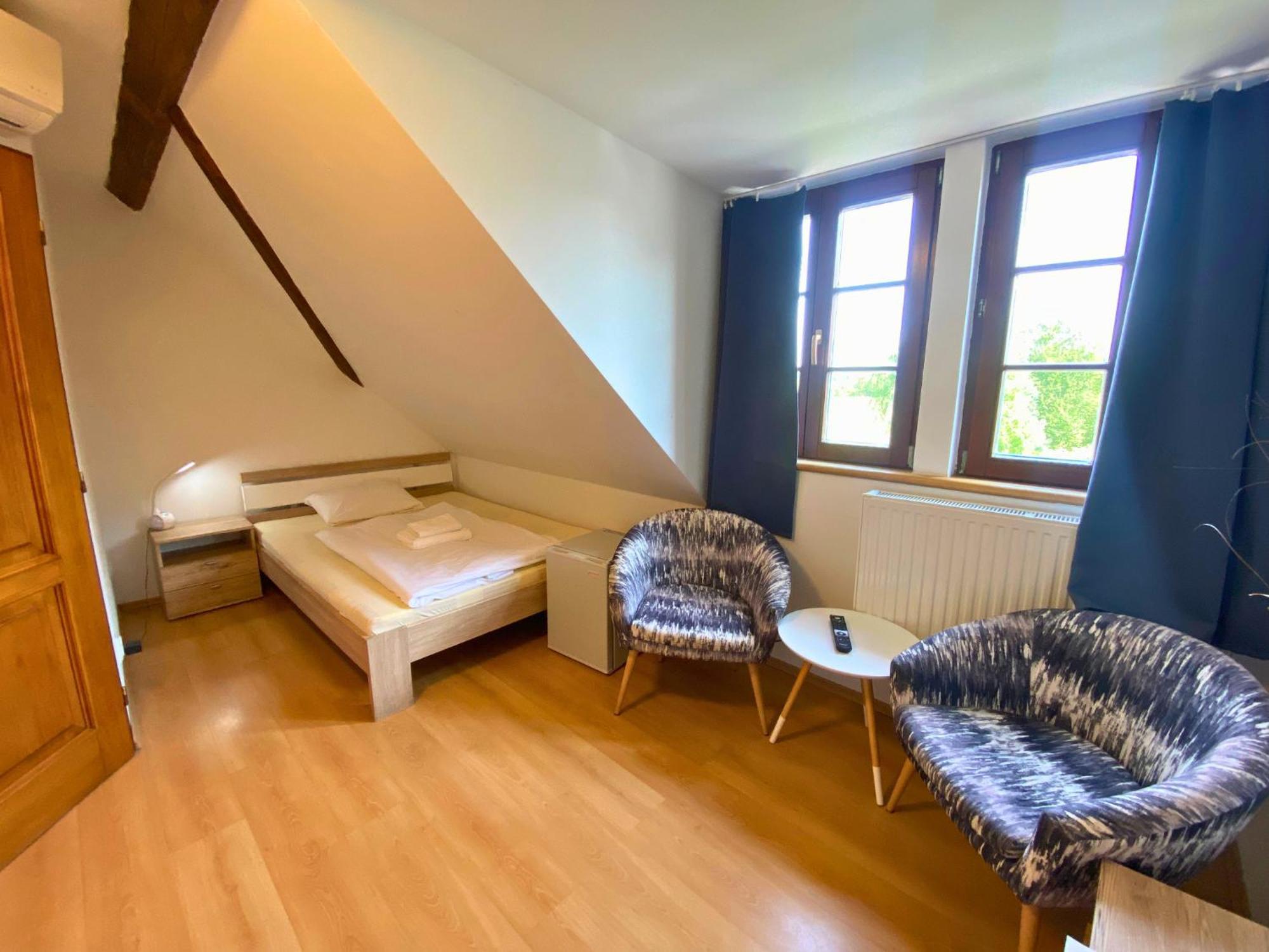 Wellness Hotel & Minipivovar Knezinek Ceske Budejovice Bagian luar foto
